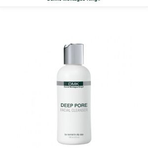 White Deep Pore Facial Cleanser with Pump Dispenser and Smooth Finish